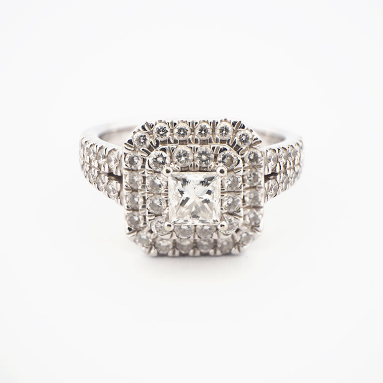 Anillo de inspiración vintage