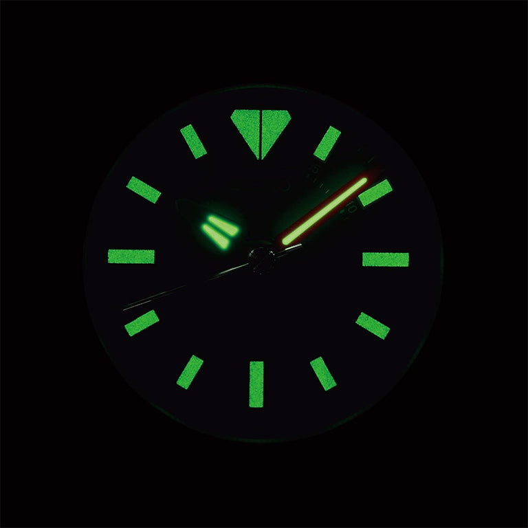 QHE207‑K – Reloj Despertador Seiko / Negro Metálico