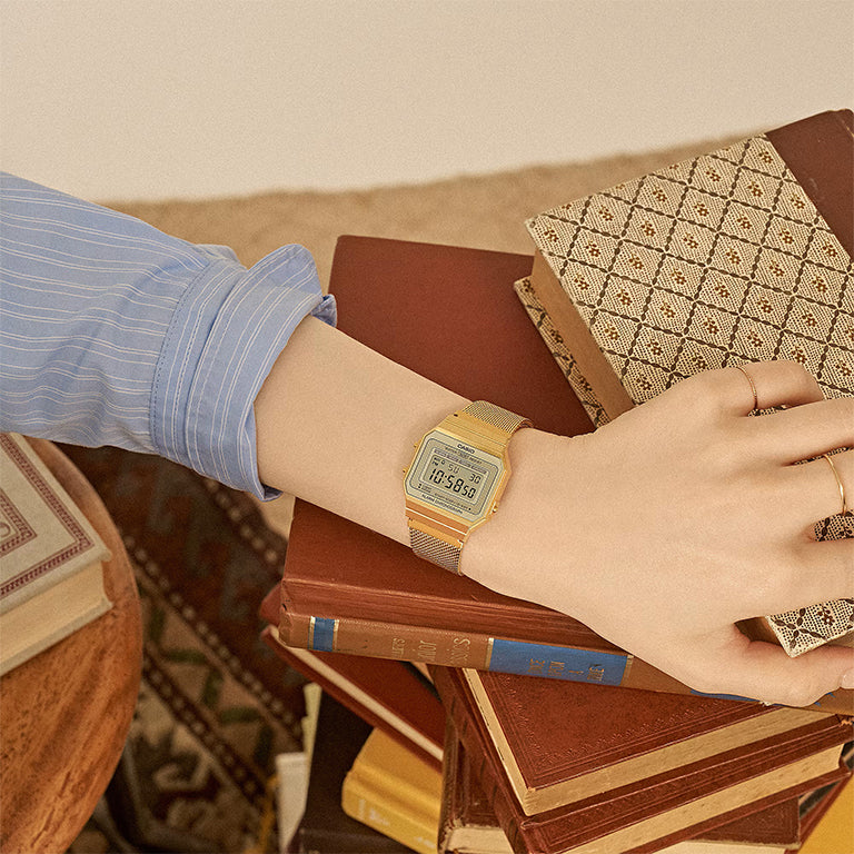 A700WEMG-9AEF - Casio Vintage dorado