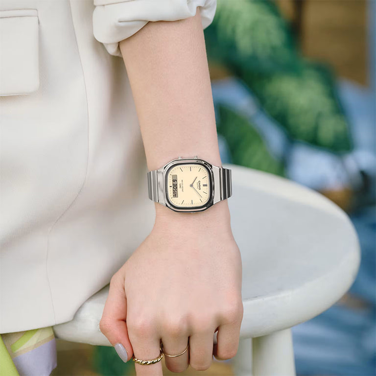AQ-240E-7A2EF - Casio Vintage - Edgy Collection - Blanco