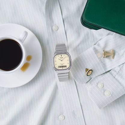 AQ-240E-7A2EF - Casio Vintage - Edgy Collection - Blanco