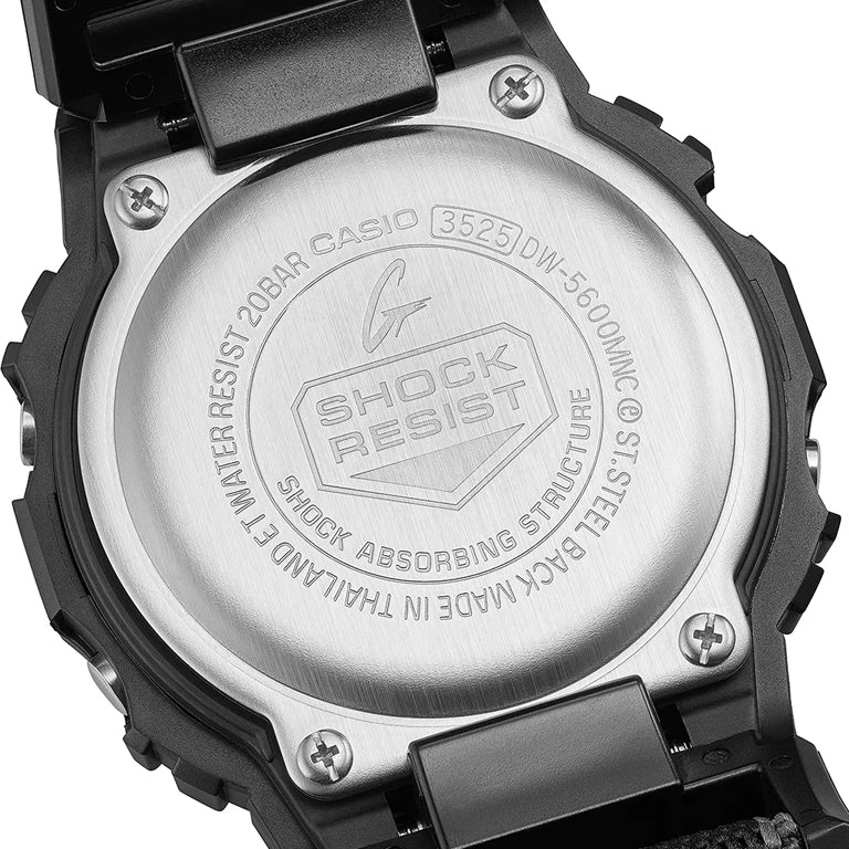 DW-5600MNC-1ER - G-Shock Cierre Magnético