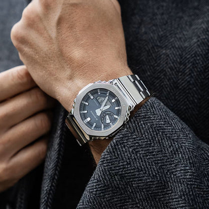 GM-2110D-8AER - G-SHOCK Metal Covered Gris