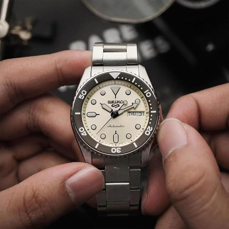 SRPK31K1 - Seiko 5 Sports SKX Sports Style 38mm Blanco